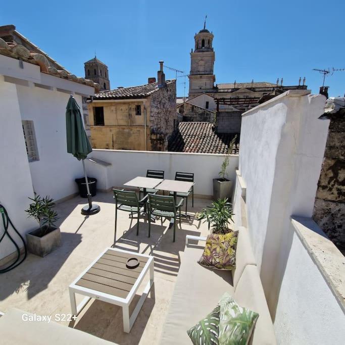 The Rooftop Arles - Terrasse Panoramique Eksteriør billede